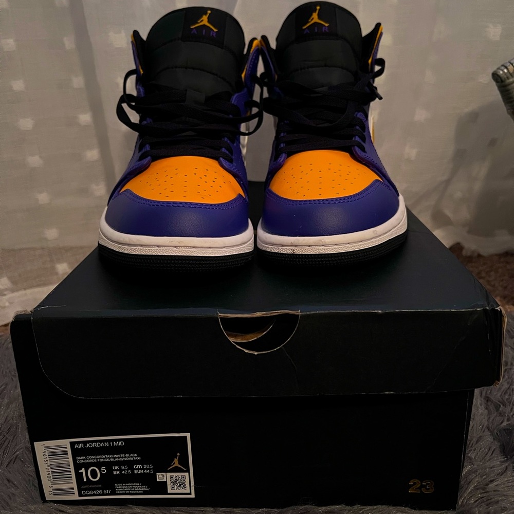 Men’s gently used Jordan 1